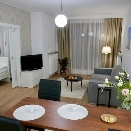 Kieślowskiego Vis-a-vis Town Hall Apartament *