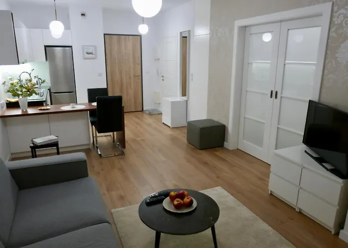 Kieslowskiego Vis-a-vis Town Hall * Varsó